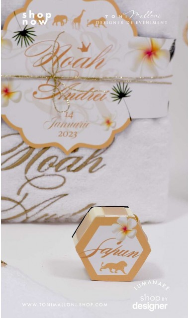 Trusou de botez cu broderie personalizata pentru baieti, Gold Jungle 3